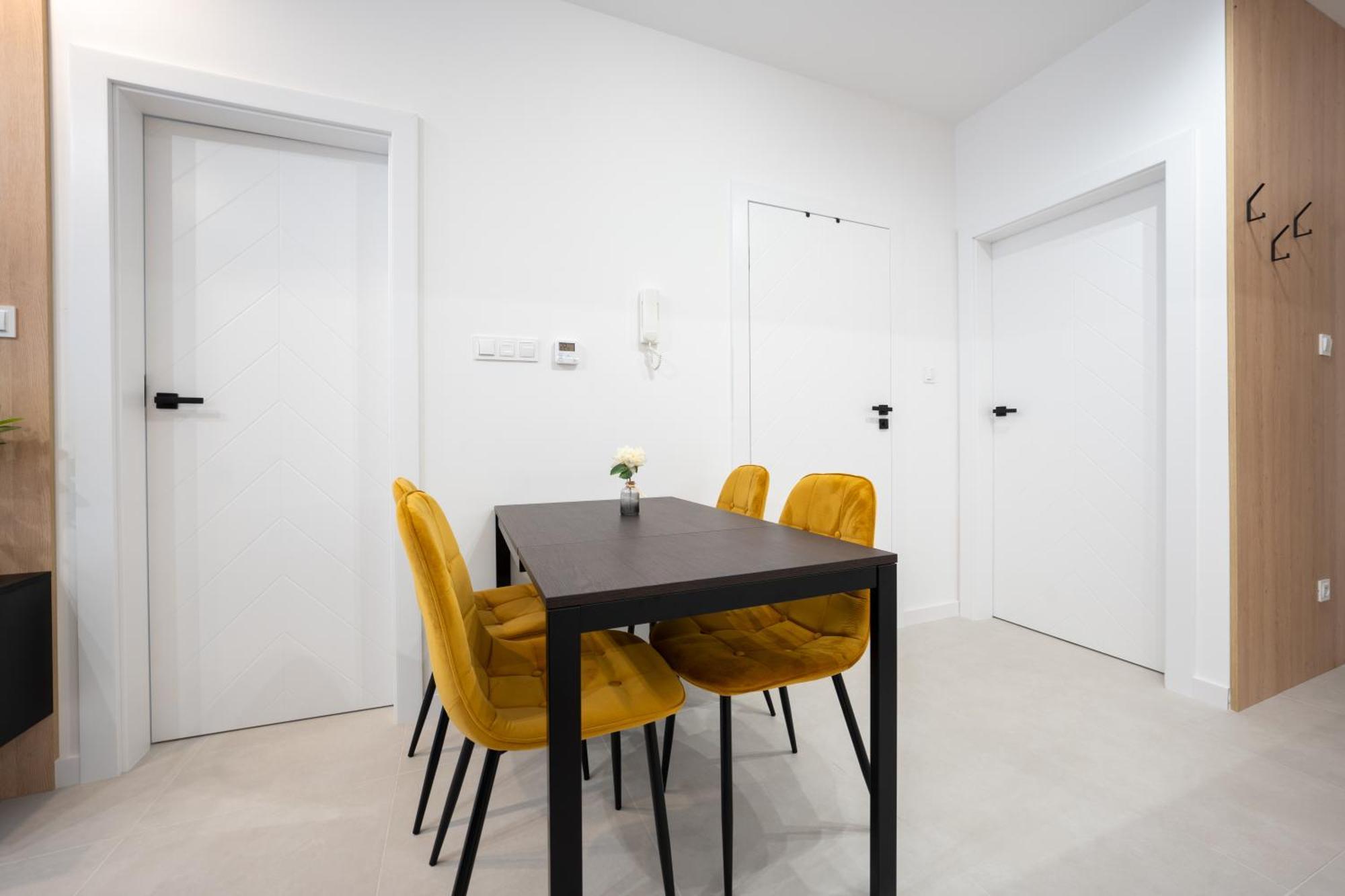 Miodowy Apartament Z Duzym Tarasem W Rewalu, Blisko Morza Exteriér fotografie