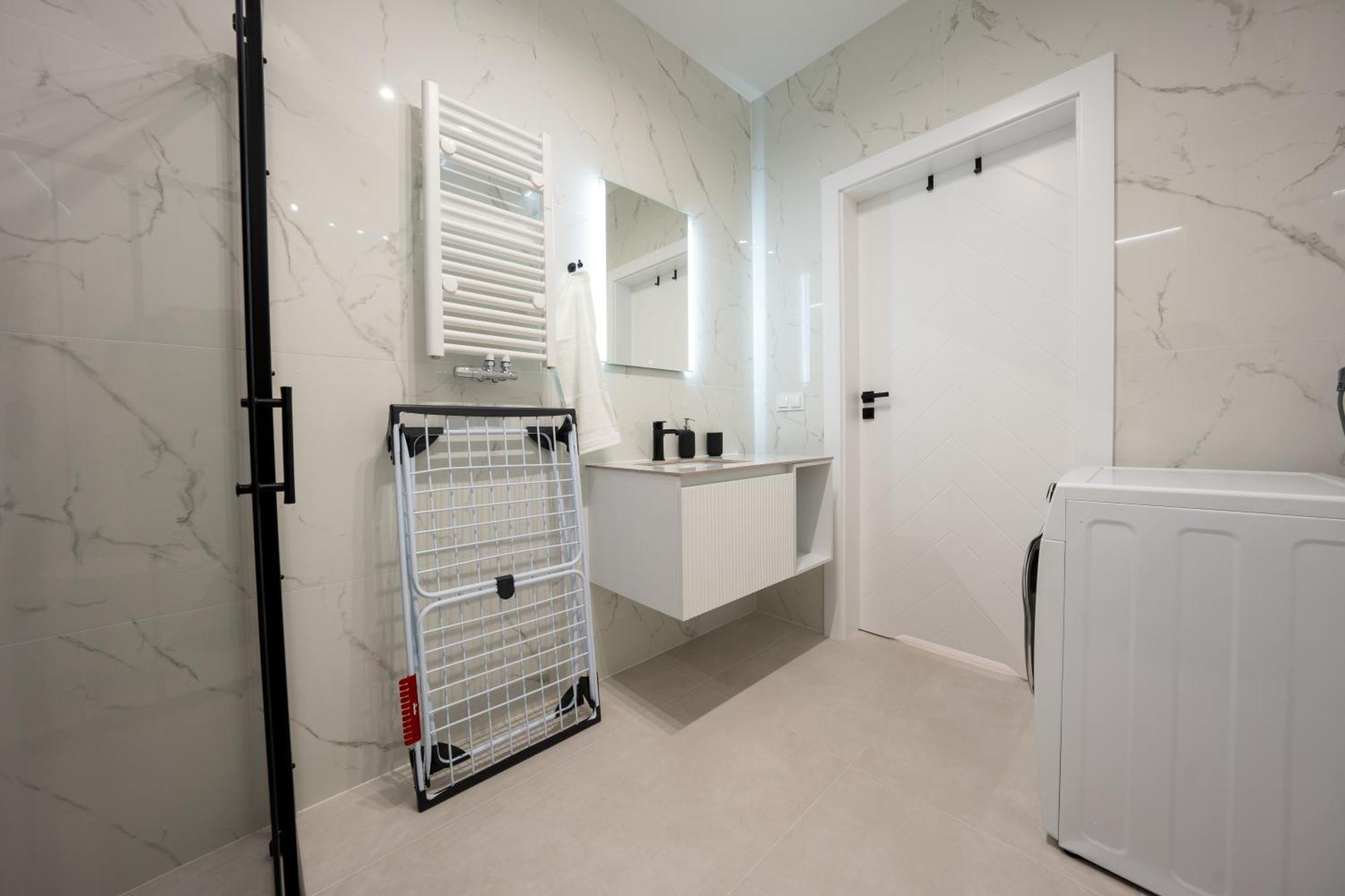 Miodowy Apartament Z Duzym Tarasem W Rewalu, Blisko Morza Exteriér fotografie